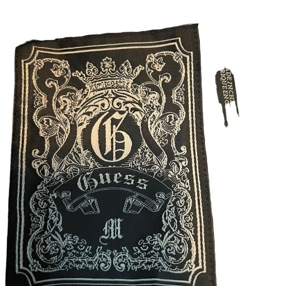 Guess Leonard print cropped blazer. Size medium - Picture 3 of 10